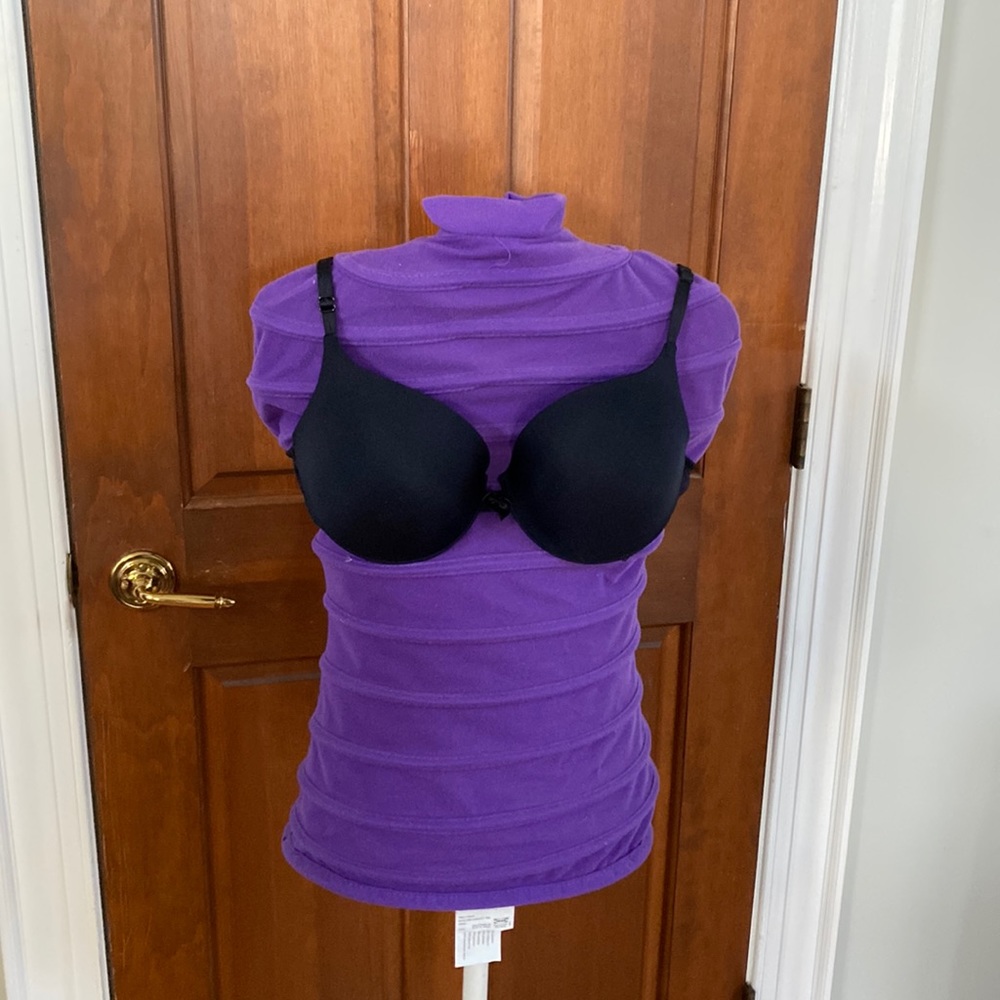 Victoria’s Secret Angel Bra in black, NWT
